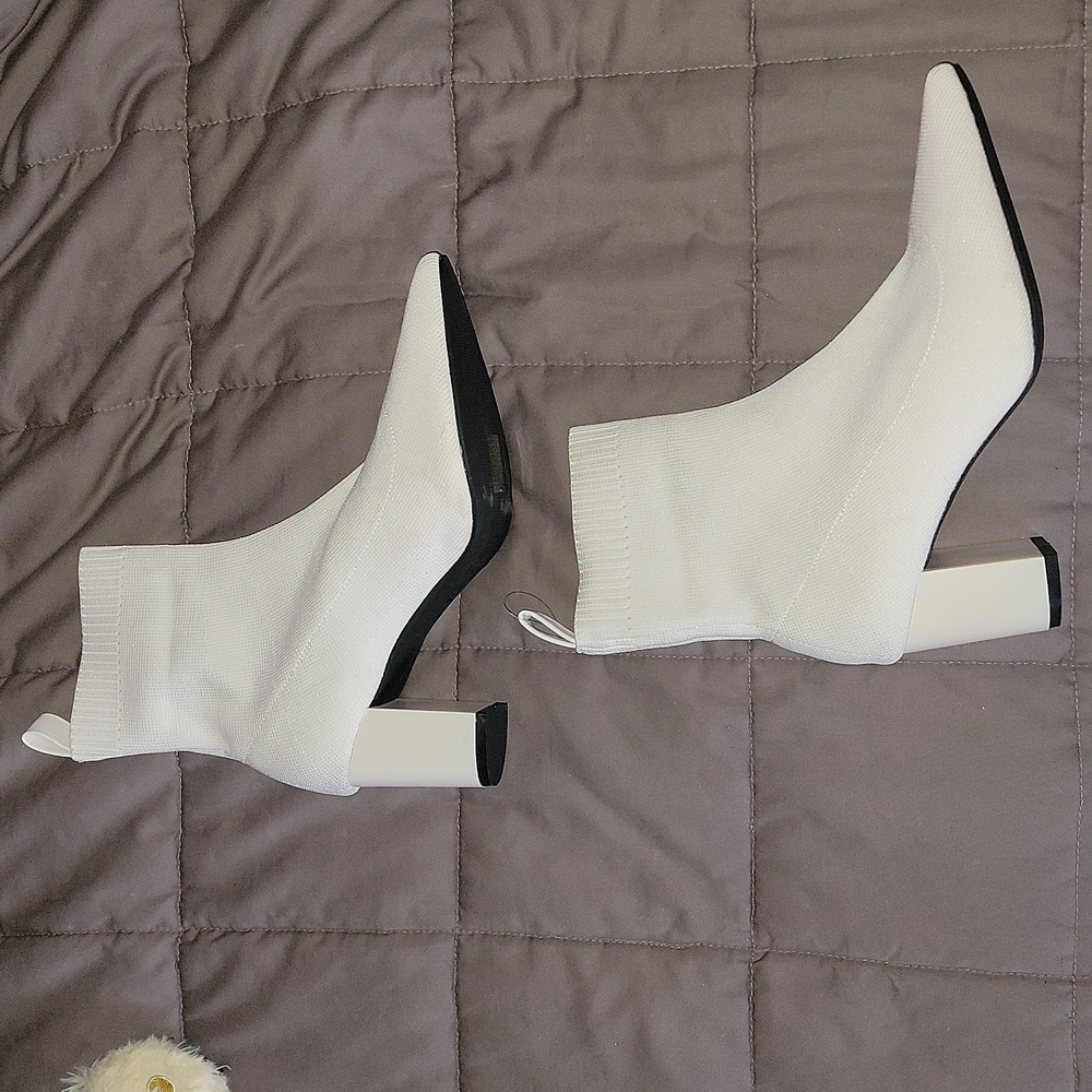 Cuccoo white sock ankle bootie